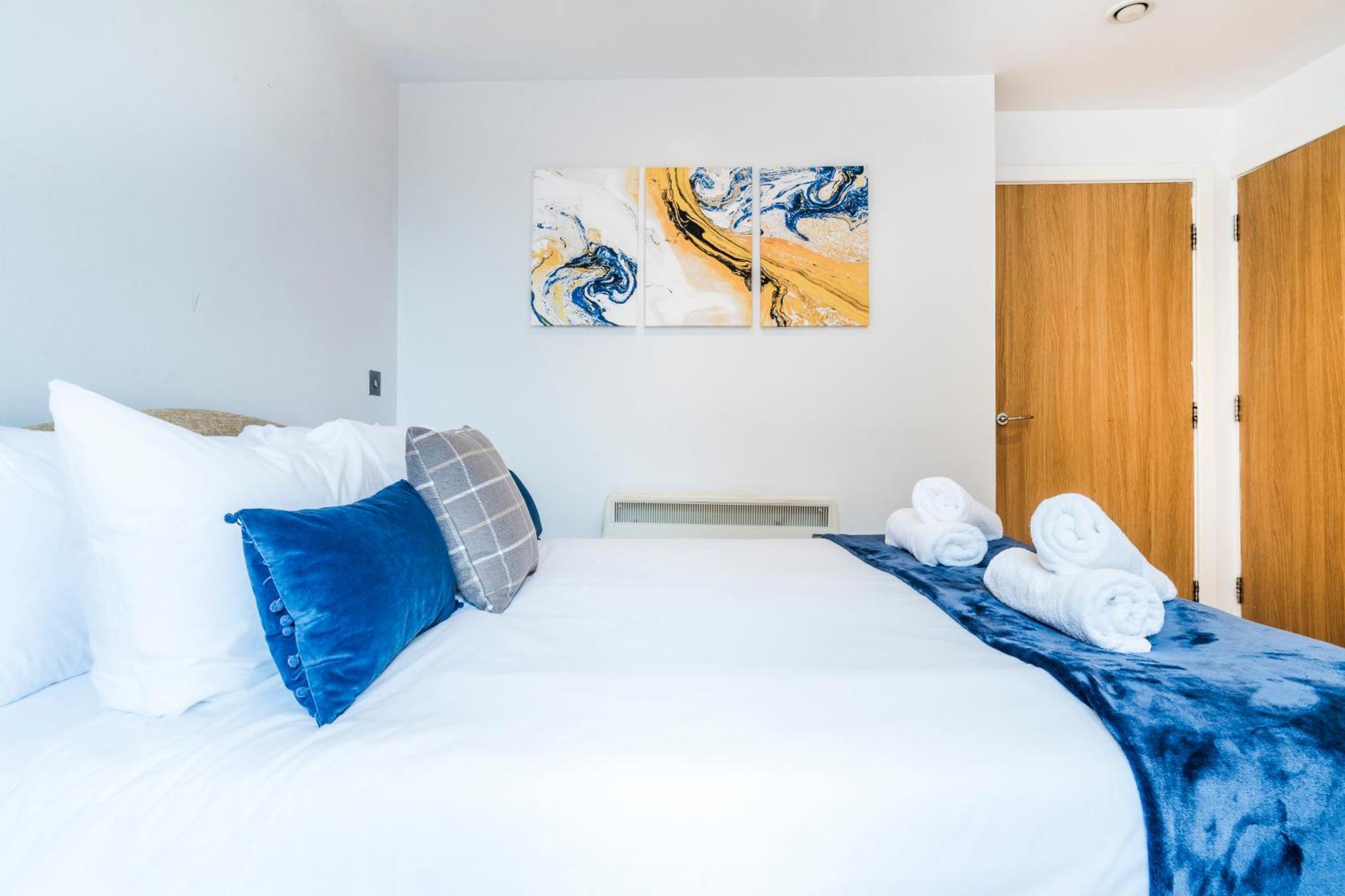 Cavern Quarters, Beautiful Two Bedroom City Centre Apartment By Garudy Serviced Apartments And Short Lets - Perfect For Longer Stays ليفربول المظهر الخارجي الصورة