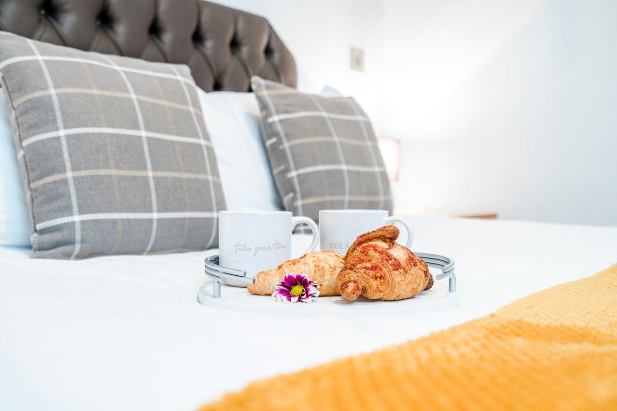 Cavern Quarters, Beautiful Two Bedroom City Centre Apartment By Garudy Serviced Apartments And Short Lets - Perfect For Longer Stays ليفربول المظهر الخارجي الصورة
